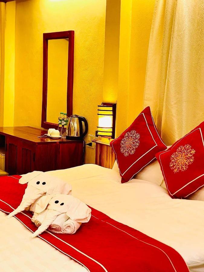 Vieng Savanh II Hotel Луанг Прабанг Екстериор снимка