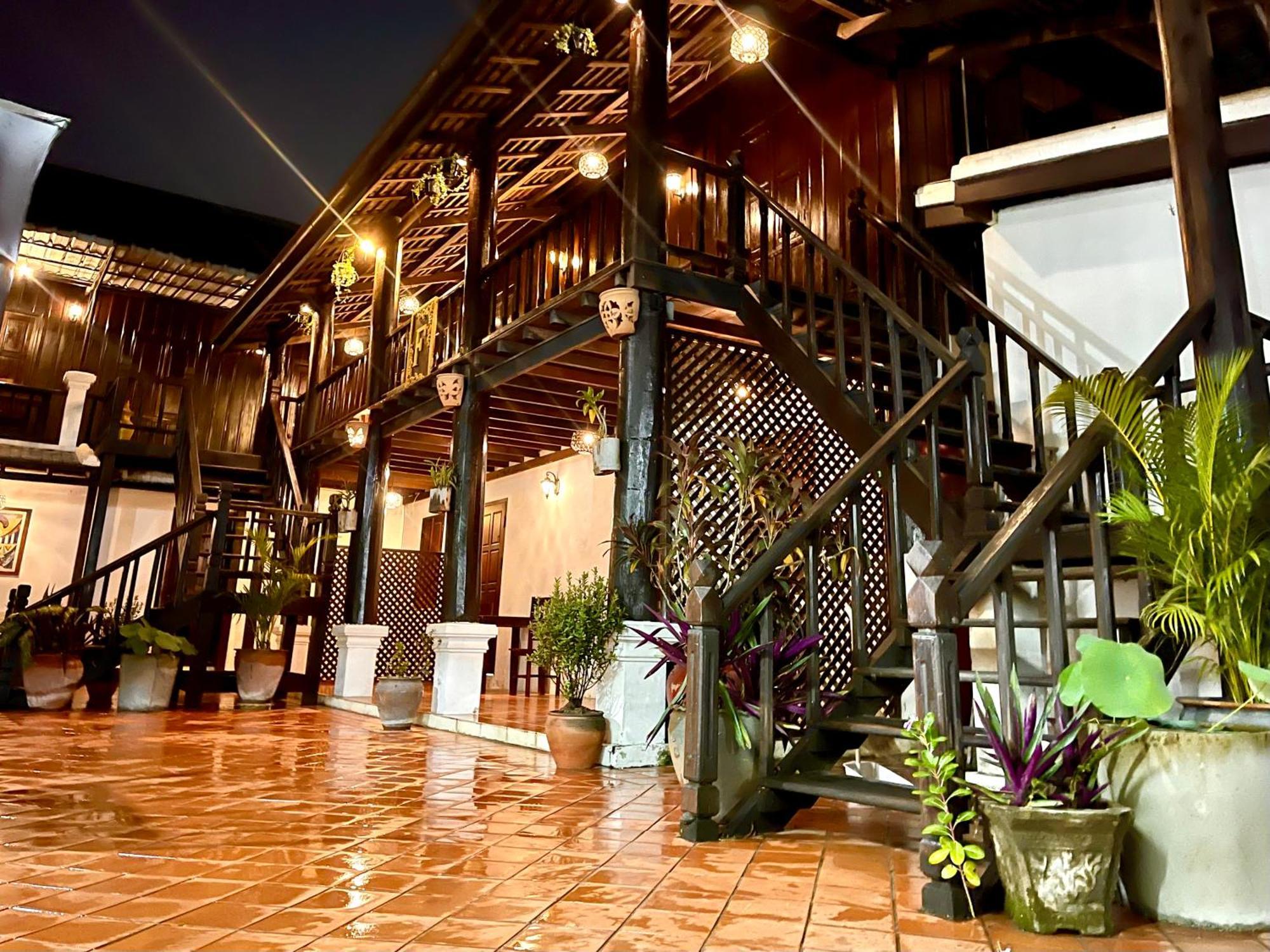Vieng Savanh II Hotel Луанг Прабанг Екстериор снимка