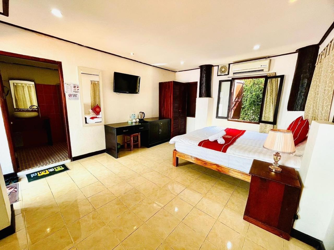 Vieng Savanh II Hotel Луанг Прабанг Екстериор снимка