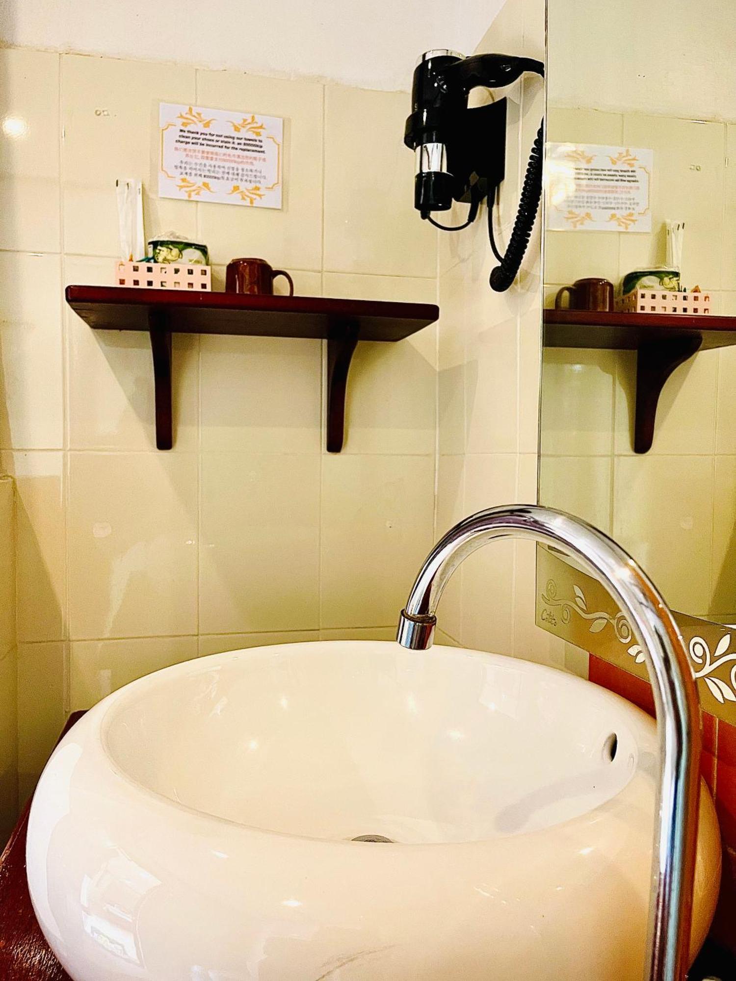 Vieng Savanh II Hotel Луанг Прабанг Екстериор снимка